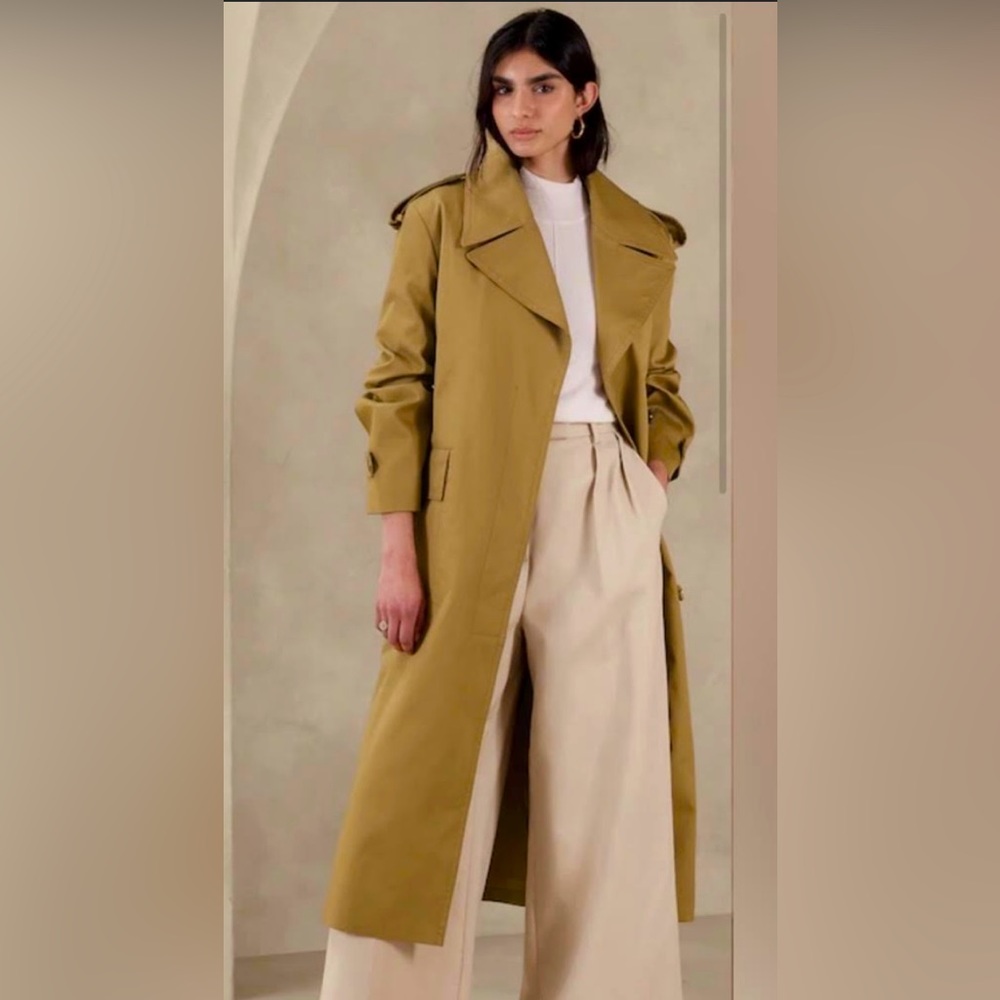 NWT Banana Republic Timeless Trench Coat